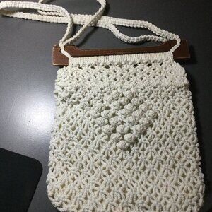 White braided Cloth Weave shoulder bag wooden purse vintage Clean for age
